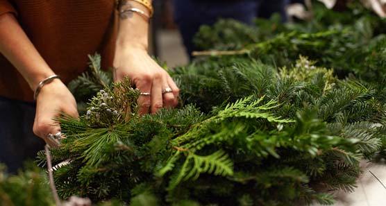 DIY Holiday Wreath Workshop at Hoen's Garden Center
